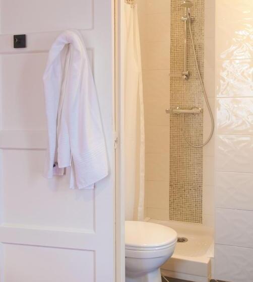 Comfort room with view, Hôtel Le Boeuf Couronné Chartres   Logis Hotels