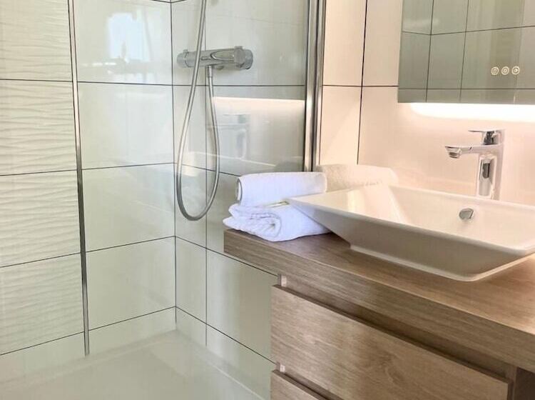 コンフォートルーム, Logis Le Clos Deauville Saint Gatien