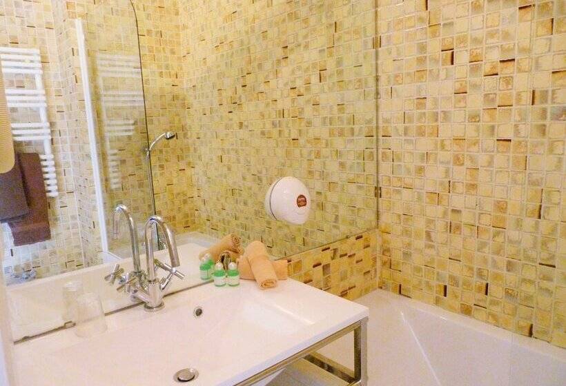 غرفة قياسية, Napoleon