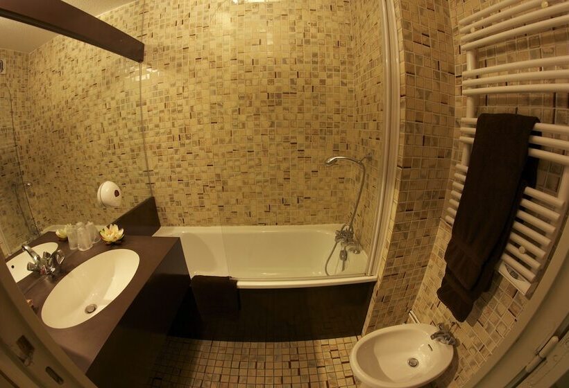 غرفة عائلية, Napoleon