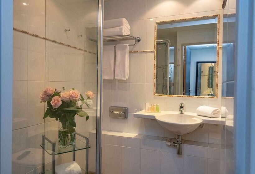 带城市景观的高级房间, Bw Premier Collection Mondial