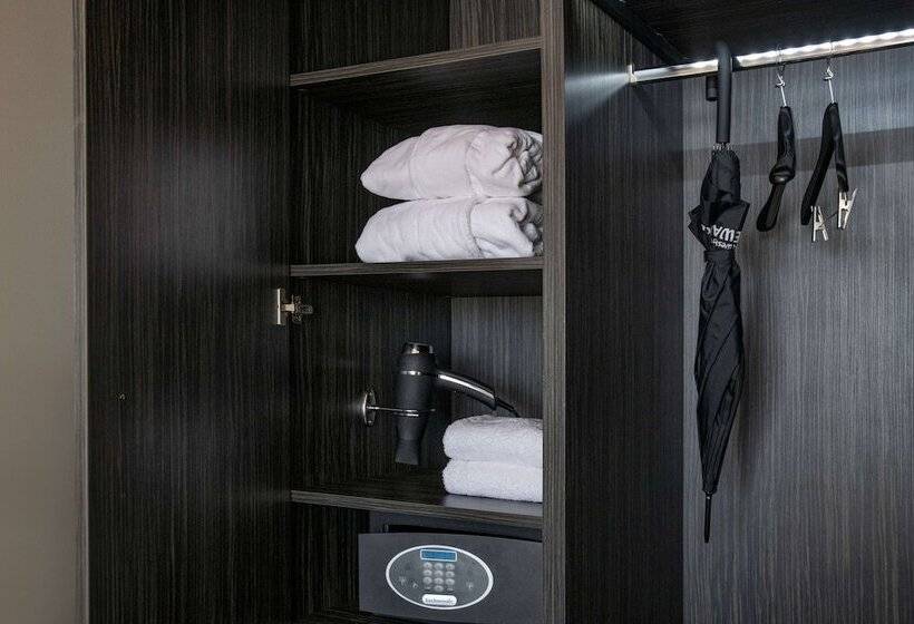 带城市景观的高级房间, Bw Premier Collection Mondial