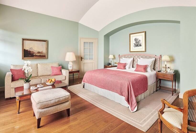 جناح جونيور, Château Saint Martin & Spa   An Oetker Collection