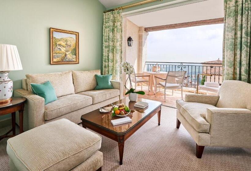 جناح جونيور سوبريور, Château Saint Martin & Spa   An Oetker Collection