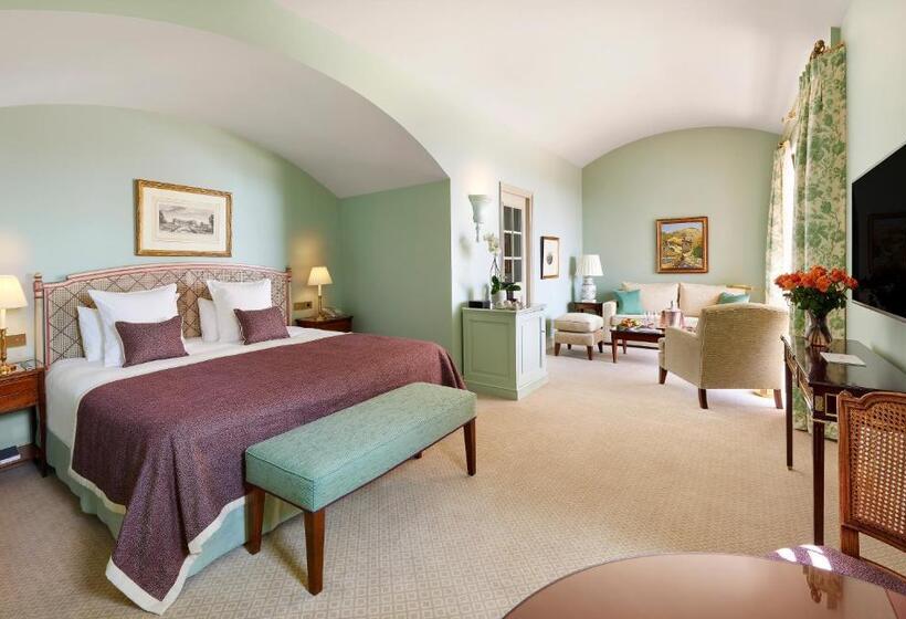 جناح جونيور سوبريور, Château Saint Martin & Spa   An Oetker Collection