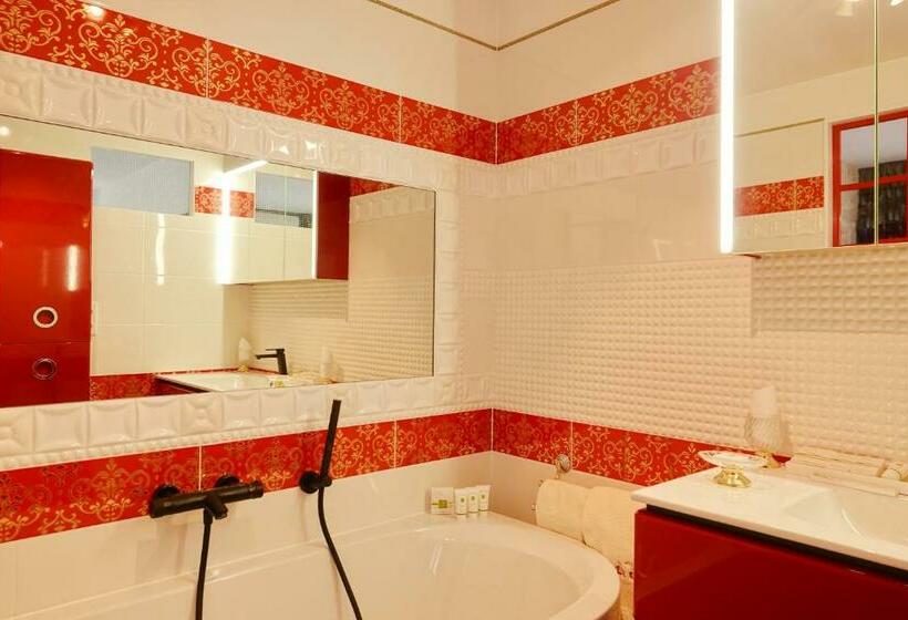 خانه 3 خوابه, Le Cep