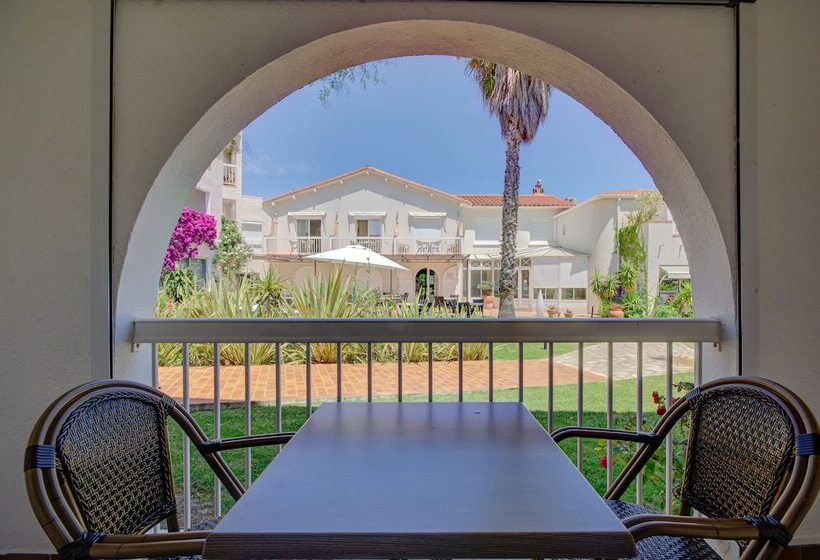 Номер Престиж, Le Cottage   Hotel & Spa