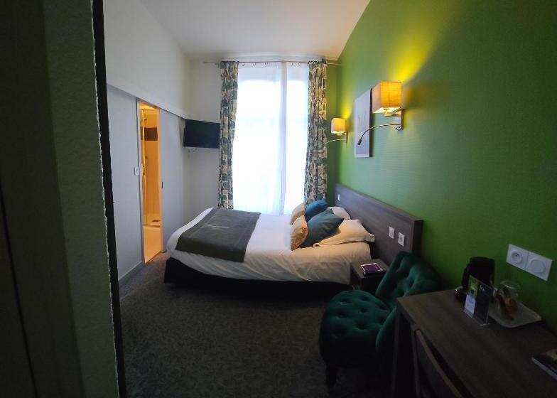 חדר סטנדרט, Hôtel Le Rohan Charme Et Caractère