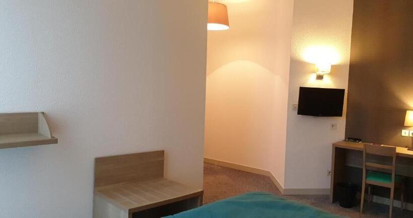 חדר סופריור, Hôtel Le Rohan Charme Et Caractère