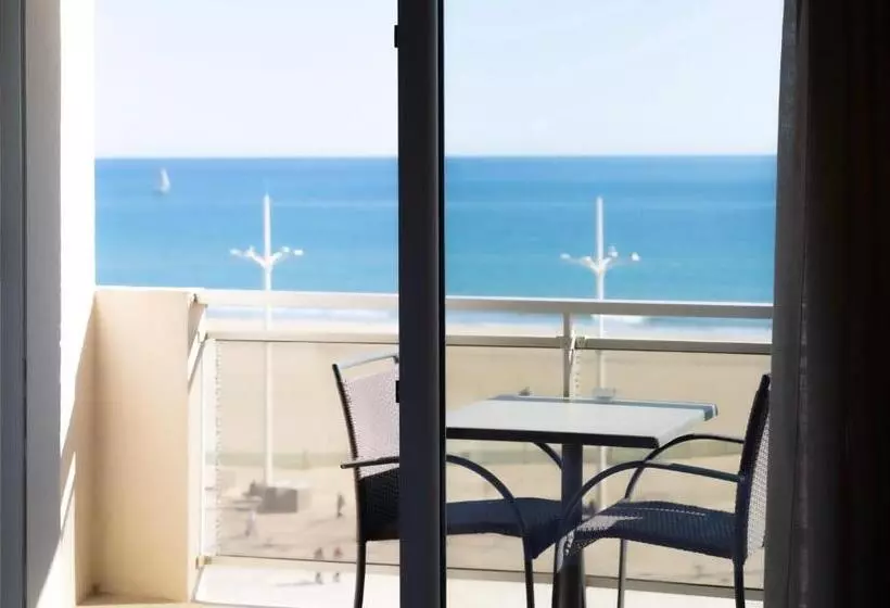 オーシャンビュースタンダードルーム, Hôtel Mar I Cel & Spa