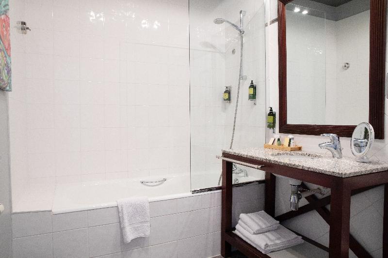 غرفة قياسية مطلّة علي الحديقة, La Villefromoy