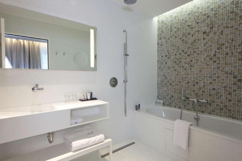 Полулюкс, Le Grand Hôtel Grenoble, Bw Premier Collection By Best Western