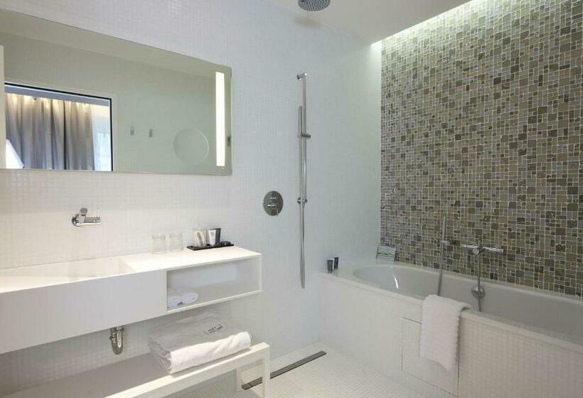 Номер Superior, Le Grand Hôtel Grenoble, Bw Premier Collection By Best Western