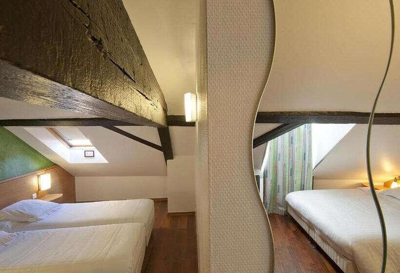 غرفة قياسية رباعية, Le Grillon