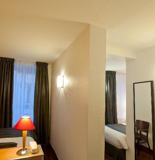 غرفة قياسية, Le Grillon