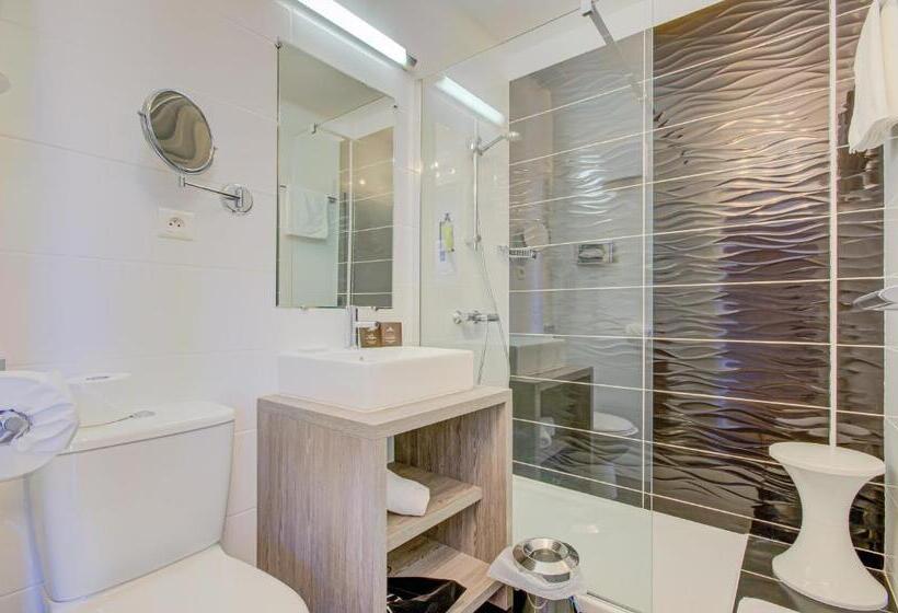 스탠다드 테라스 룸, Le Madeloc Hôtel & Spa