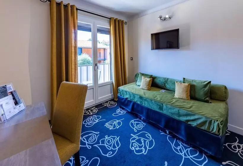 اتاق استاندارد سه نفره, Le Madeloc Hôtel & Spa