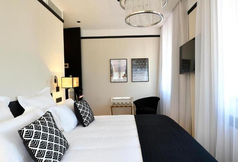 Номер Superior Вид на Море, Hôtel Restaurant Le Touring   Teritoria