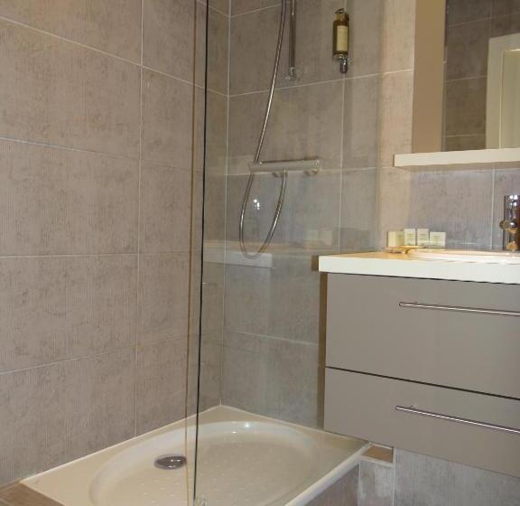 Номер Стандарт, Le Trophée By M Hôtel Spa