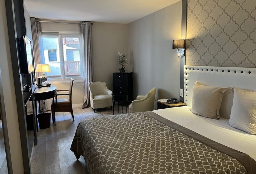 Номер Клуб, Le Trophée By M Hôtel Spa