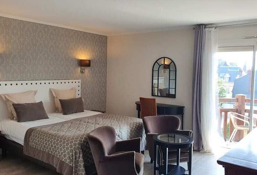 Номер Superior, Le Trophée By M Hôtel Spa