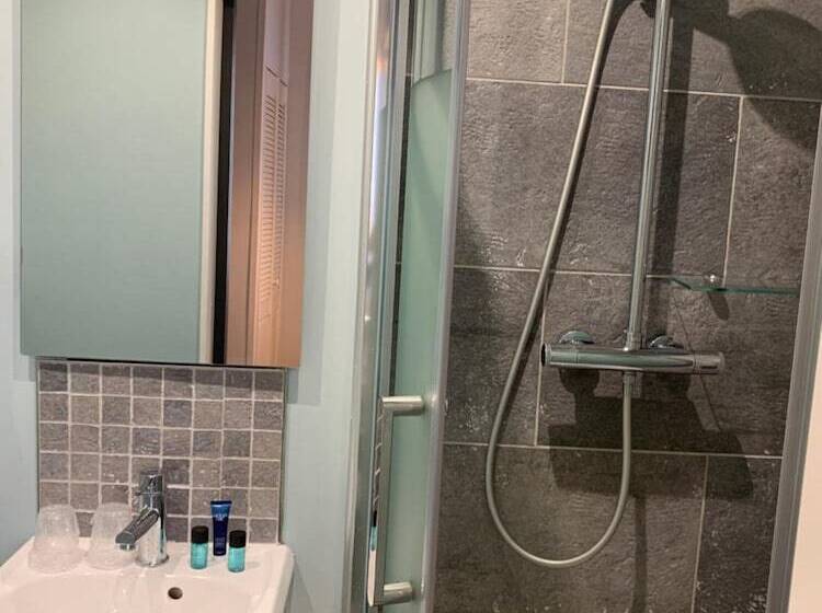 经济房, Les Embruns