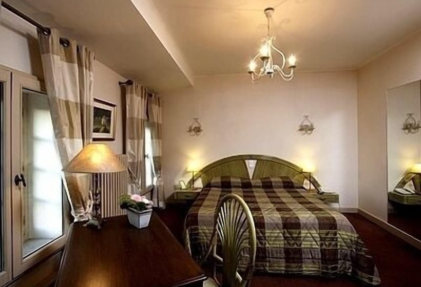 غرفة قياسية فردية, Logis Arts Et Terroirs