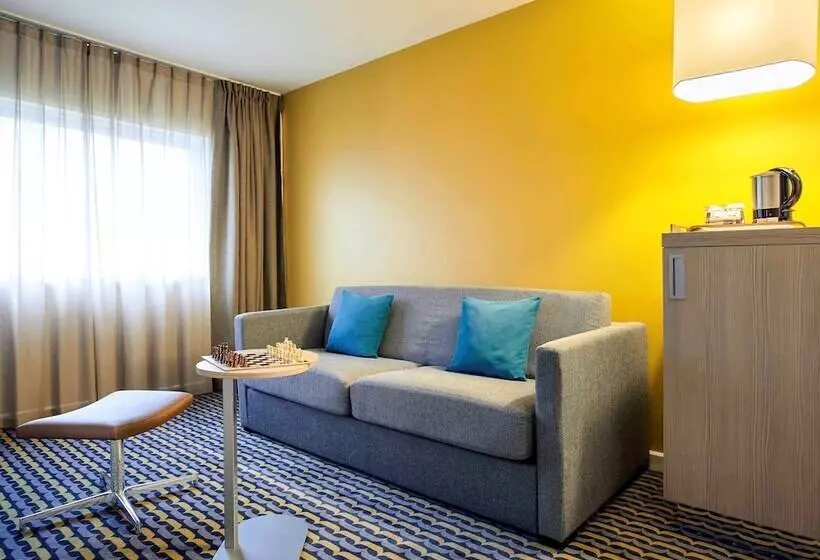 ジュニアスイート, Mercure Paris Sud Les Ulis Courtaboeuf