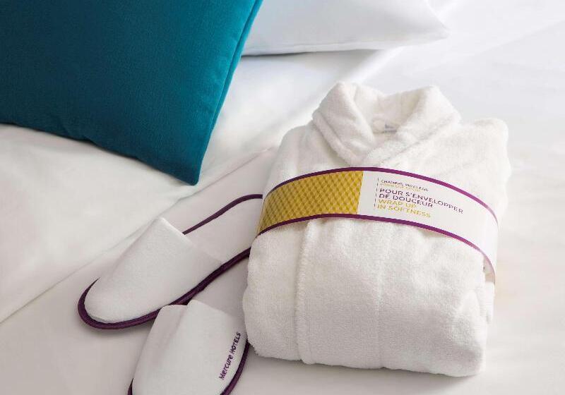 스탠다드 룸 더블 침대, Mercure Paris Sud Les Ulis Courtaboeuf