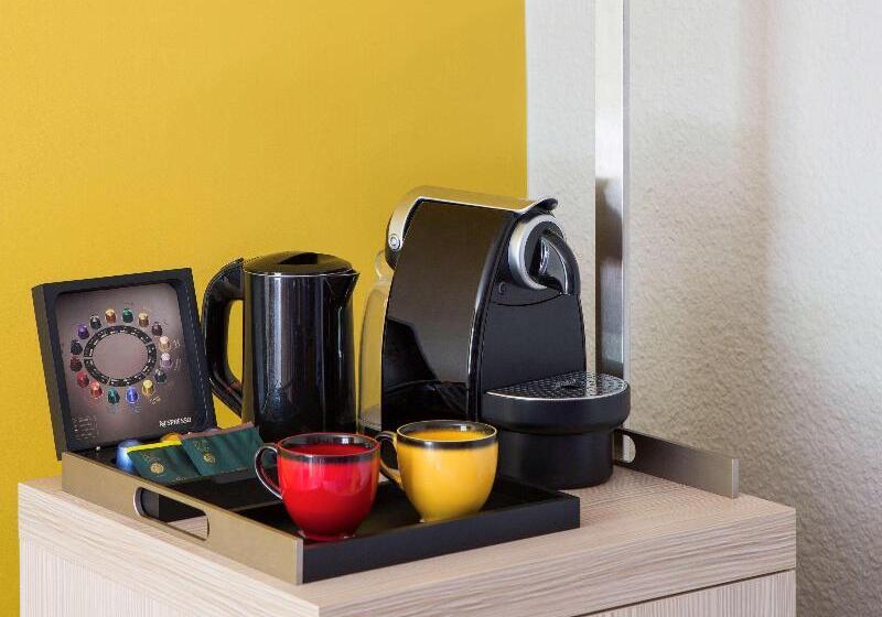 스탠다드 룸 더블 침대, Mercure Paris Sud Les Ulis Courtaboeuf