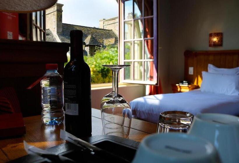 스탠다드 트리플 룸 가든 전망, La Mère Poulard