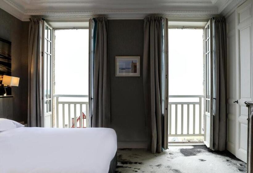 디럭스 룸 바다 전망, La Mère Poulard