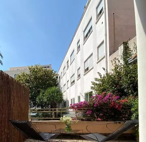 Camera Superiore con Balcone, Moliere