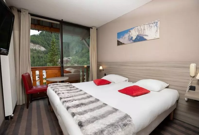 Chambre Triple Supérieure, Sowell Family Les Bergers