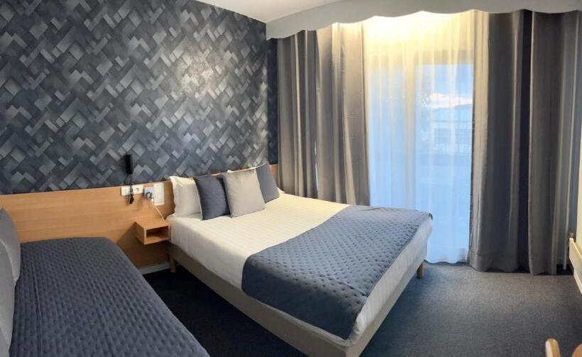 Номер Стандарт, The Originals City, Hôtel Villancourt, Grenoble Sud