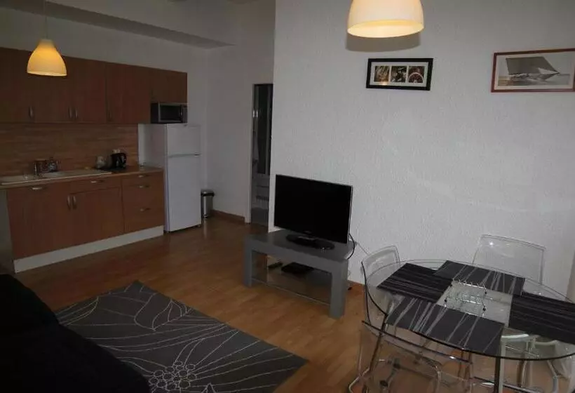 スタンダード４人部屋, The Originals City, Hôtel Villancourt, Grenoble Sud