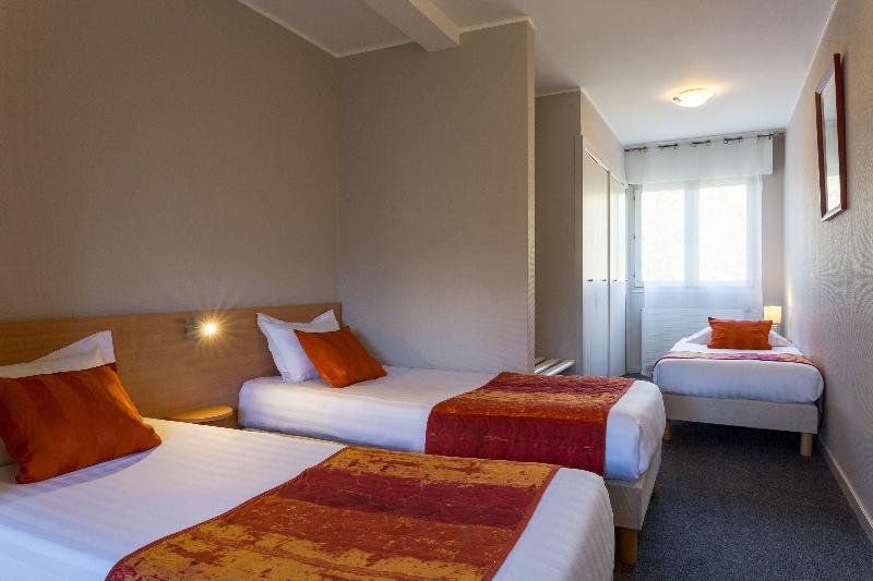 Номер Стандарт Трехместный, The Originals City, Hôtel Villancourt, Grenoble Sud