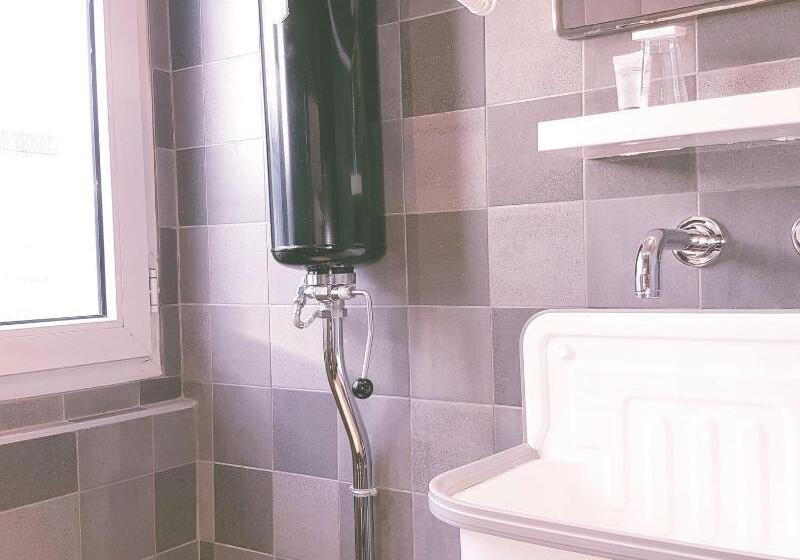 اتاق استاندارد, Wit