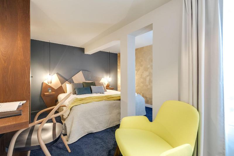 اتاق استاندارد, Wit