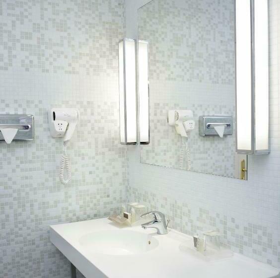 اتاق استاندارد سه نفره, Hôtel Londres Et New York Teritoria