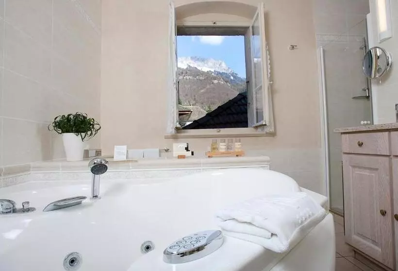Suite with lake view, Abbaye De Talloires