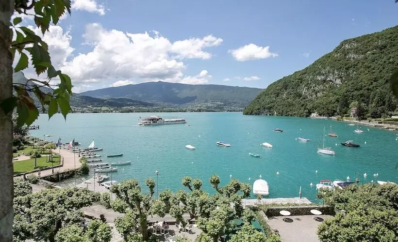 レイクビュースタンダードルーム, Abbaye De Talloires