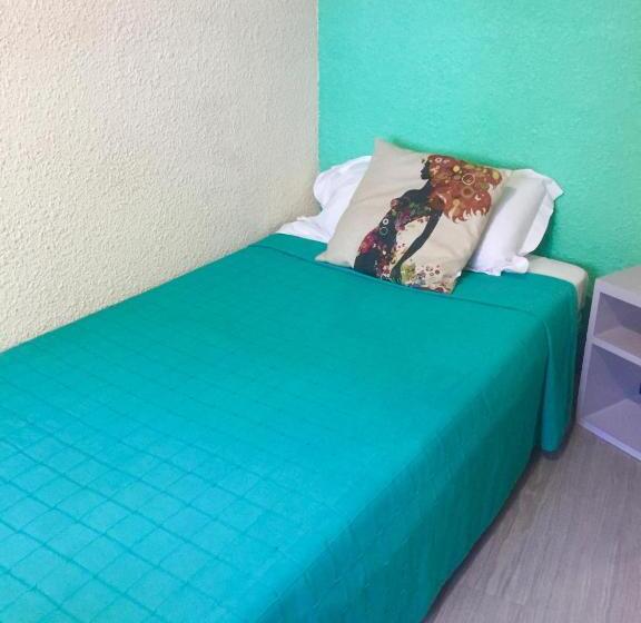 스탠다드 싱글 룸, Appia