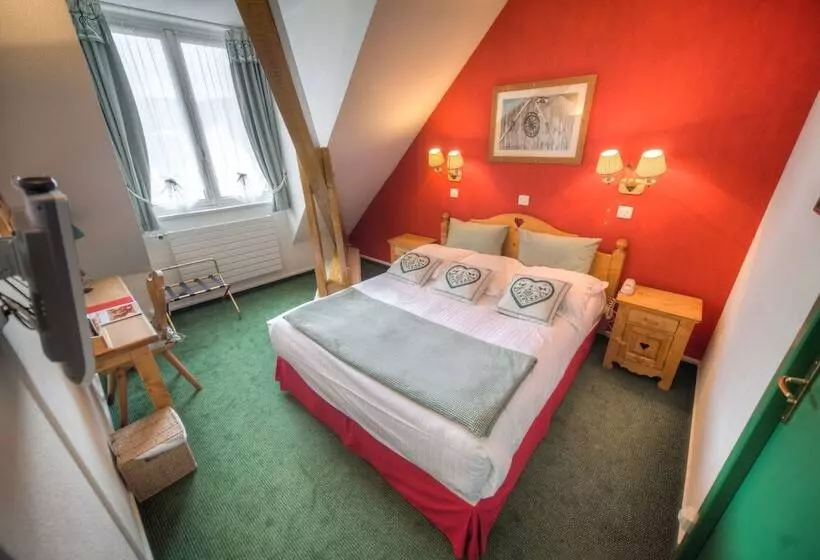 Perhehuone, Des Princes, Chambery Centre