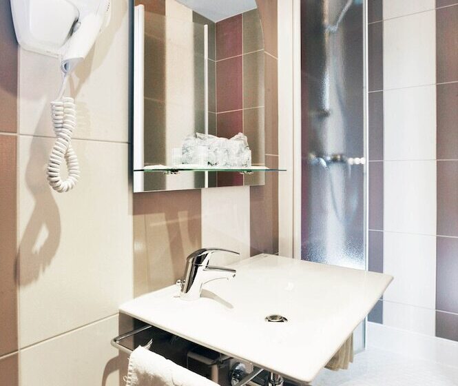 スーペリアールーム, A L Hôtel Des Roys