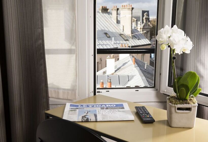 スーペリアールーム, A L Hôtel Des Roys