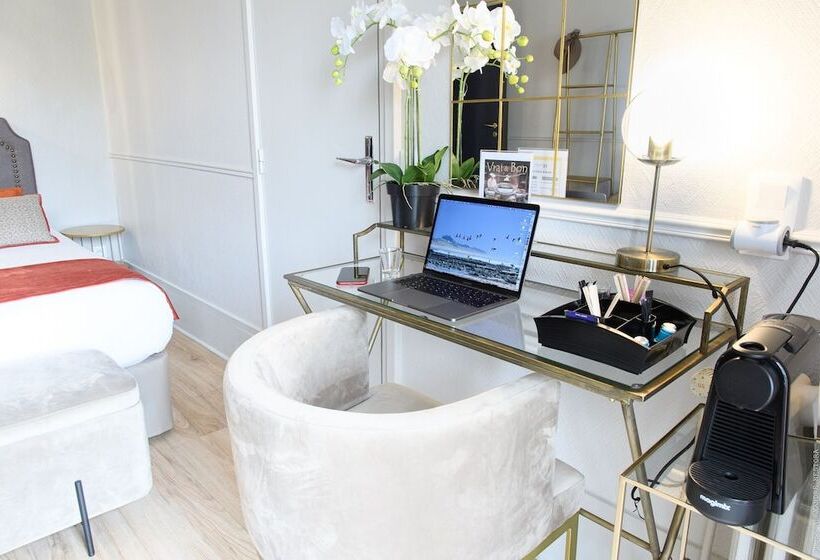 Четырехместный Номер Superior, A L Hôtel Des Roys