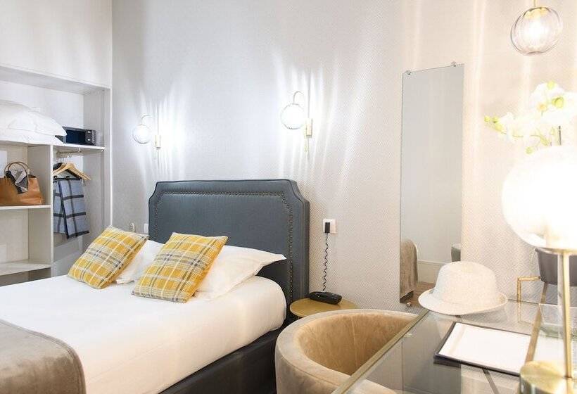 クラシックルーム, A L Hôtel Des Roys