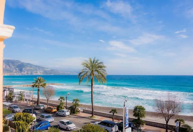 اتاق راحتی با چشم‌انداز دریا, Et Appartements Reine D Azur