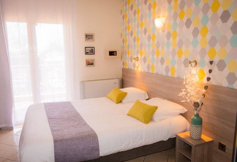 Комфортабельный номер с боковым видом на море, Et Appartements Reine D Azur